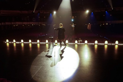 艾米·舒默：长大当妈剧照的剧照