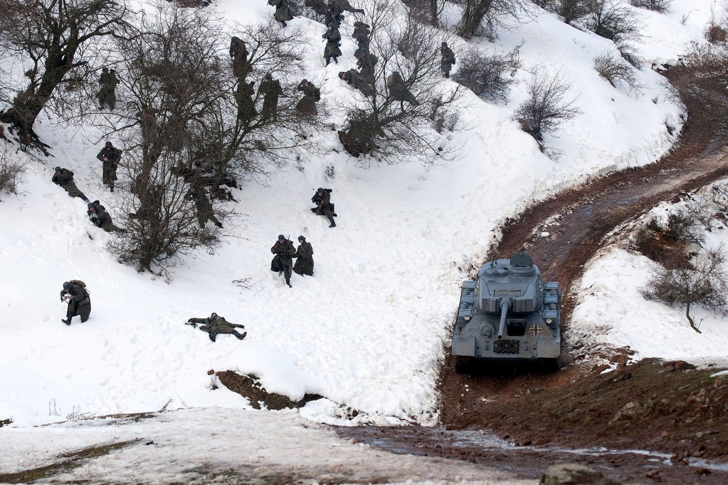 英雄连剧照的剧照