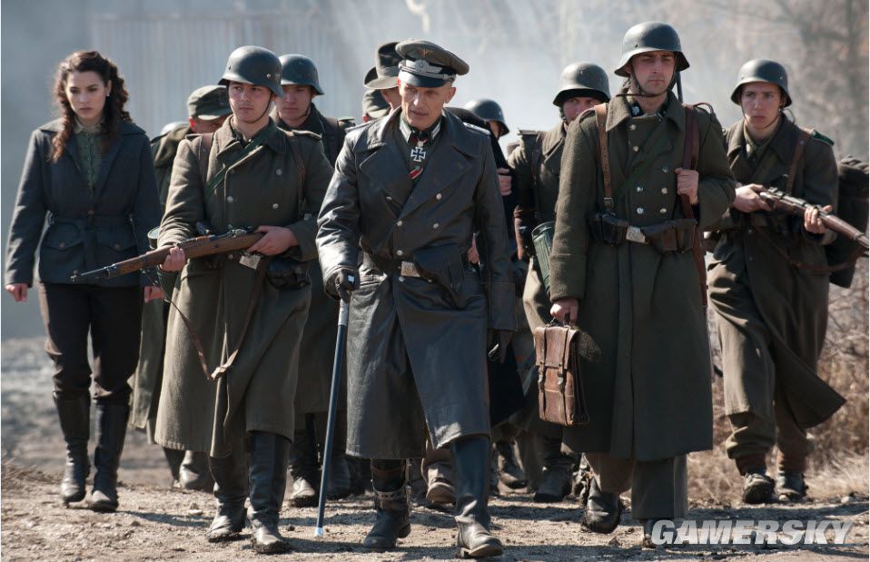 英雄连剧照的剧照