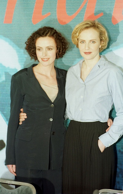 战火中的伊甸园剧照的剧照