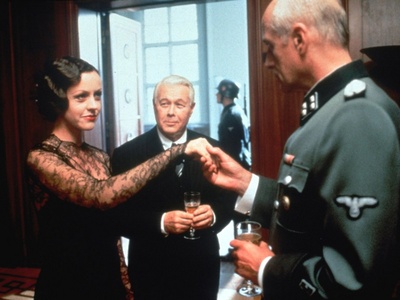 战火中的伊甸园剧照的剧照