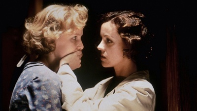 战火中的伊甸园剧照的剧照