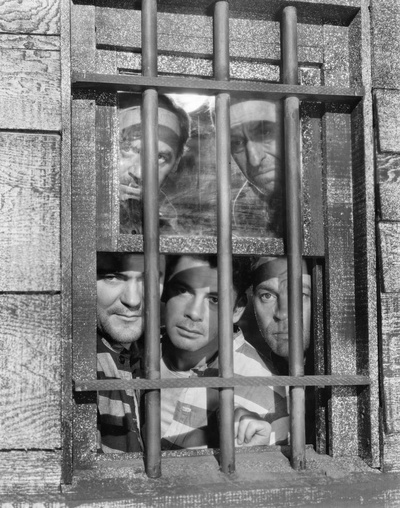 亡命者剧照的剧照