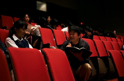 大幕拉开剧照的剧照