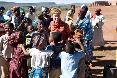 艾米莉亚剧照的剧照