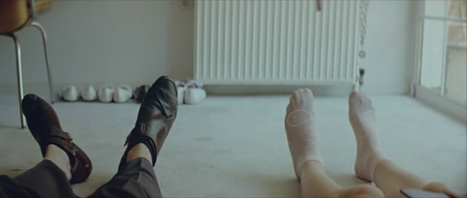 狗牙剧照的剧照