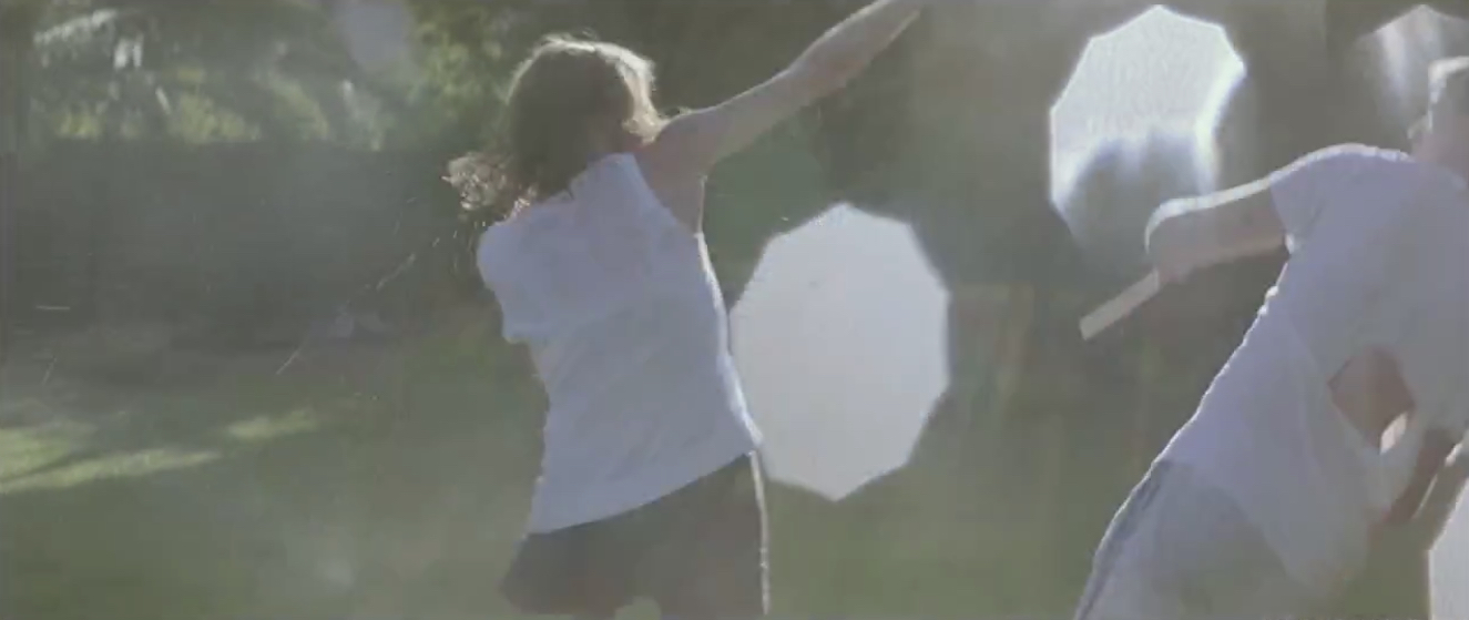 狗牙剧照的剧照