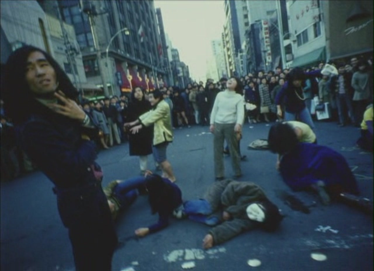 抛掉书本上街去剧照的剧照