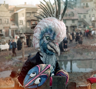 砂制时镜下的疗养院剧照的剧照