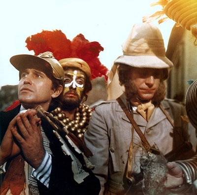 砂制时镜下的疗养院剧照的剧照