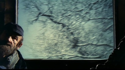 砂制时镜下的疗养院剧照的剧照