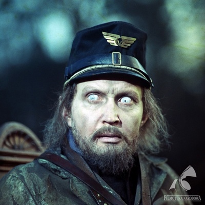 砂制时镜下的疗养院剧照的剧照