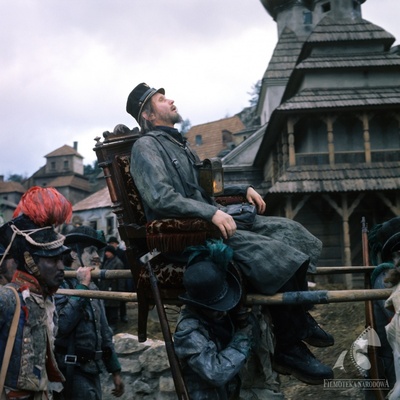 砂制时镜下的疗养院剧照的剧照