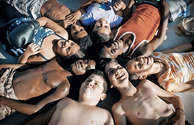 飞不起来的童年剧照的剧照