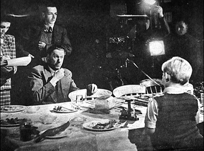 堕落的偶像剧照的剧照