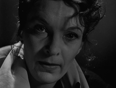 堕落的偶像剧照的剧照