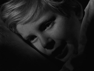 堕落的偶像剧照的剧照