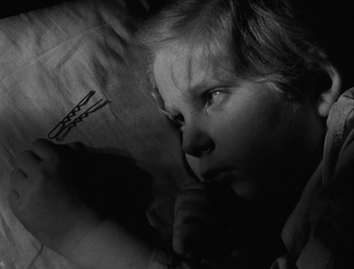 堕落的偶像剧照的剧照