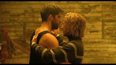 汤姆的农场旅行剧照的剧照