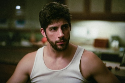 汤姆的农场旅行剧照的剧照