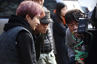 一个人的捉迷藏剧照的剧照