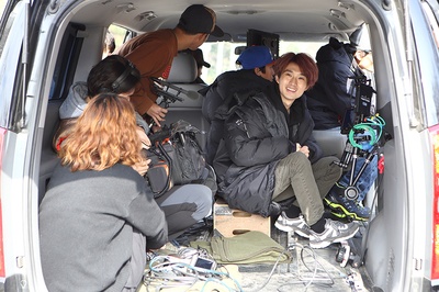 一个人的捉迷藏剧照的剧照