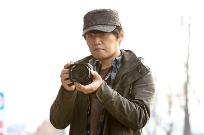 一个人的捉迷藏剧照的剧照