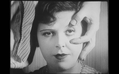 一条安达鲁狗剧照的剧照