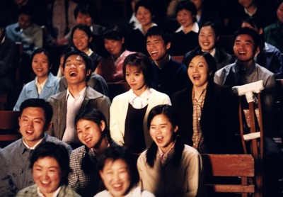 情牵一线剧照的剧照