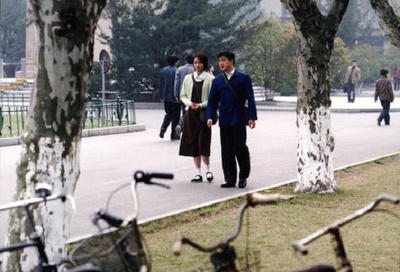 情牵一线剧照的剧照