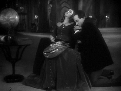 厄舍古厦的倒塌剧照的剧照