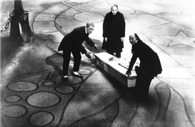 厄舍古厦的倒塌剧照的剧照