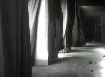 厄舍古厦的倒塌剧照的剧照