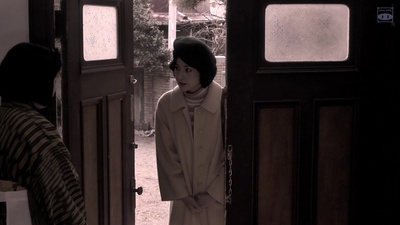 屋顶的散步者剧照的剧照