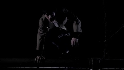 屋顶的散步者剧照的剧照