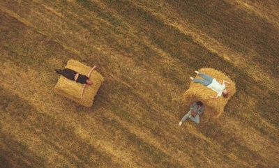 旅行剧照的剧照