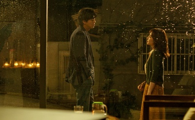 桌子剧照的剧照