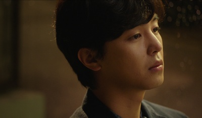 桌子剧照的剧照