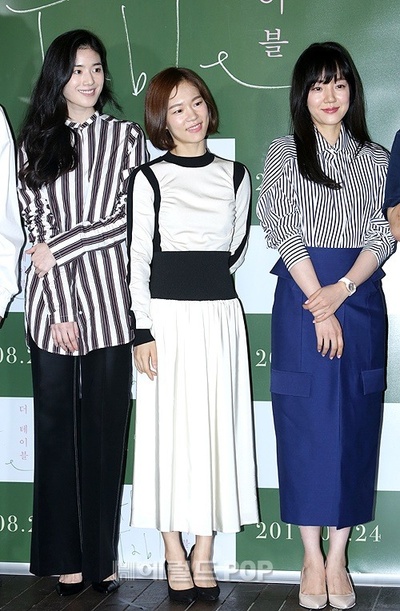 桌子剧照的剧照