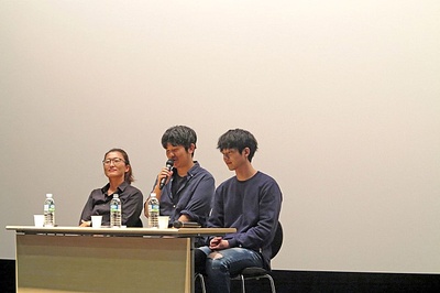 桌子剧照的剧照