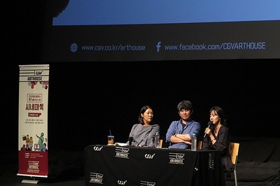 桌子剧照的剧照