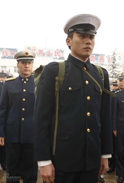 硬汉剧照的剧照