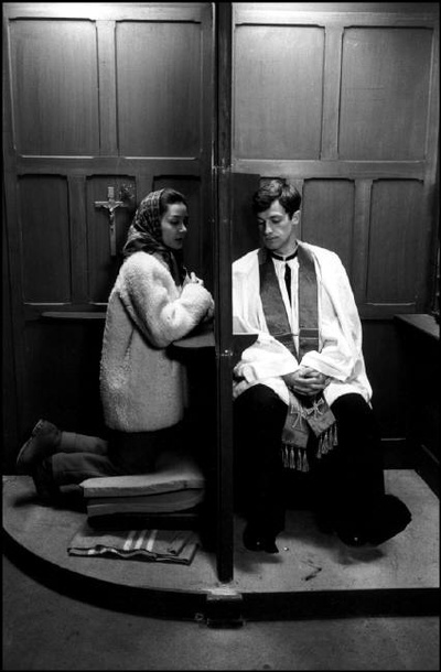 莱昂莫汉神父剧照的剧照