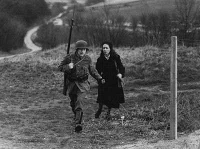 莱昂莫汉神父剧照的剧照