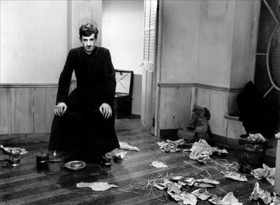 莱昂莫汉神父剧照的剧照