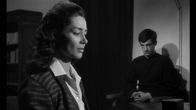 莱昂莫汉神父剧照的剧照