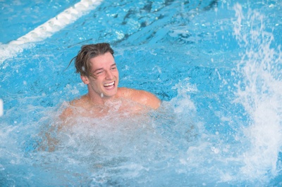 午夜阳光剧照的剧照