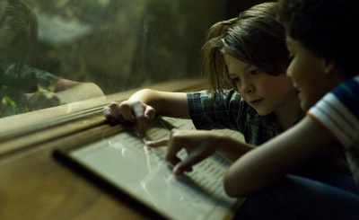 寂静中的惊奇剧照的剧照