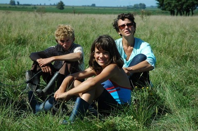 脸红的夏日剧照的剧照