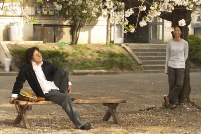 春天花盛开剧照的剧照